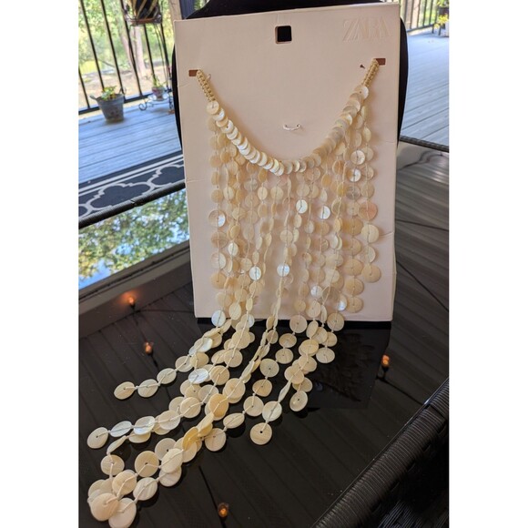 ZARA Bib Necklace Pearlescent Shell Waterfall Ecru Cream White Beach Coastal NEW - Picture 1 of 16